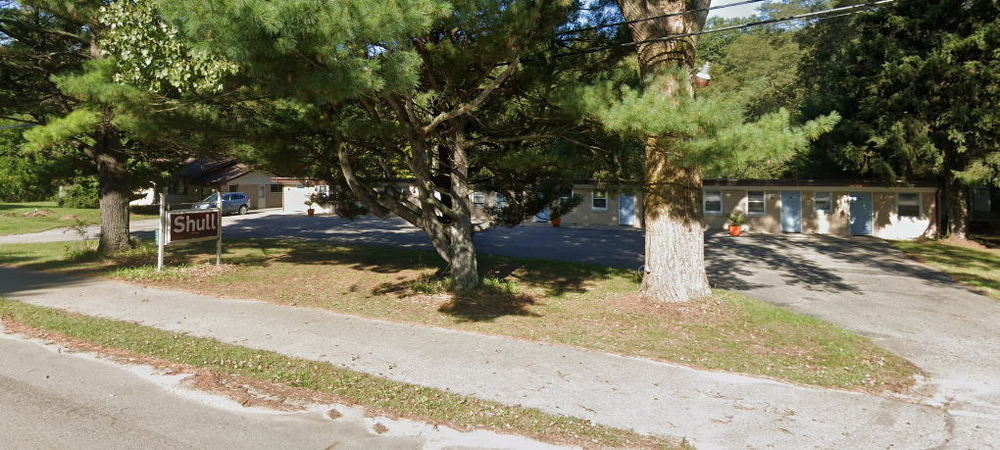 Hooten Inn - Recent Street View (newer photo)